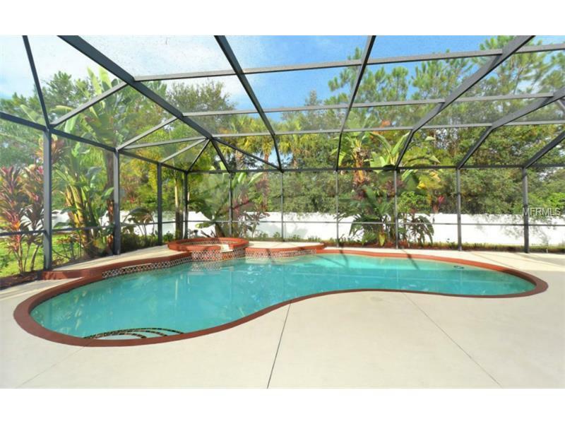 Property Photo:  7626 Heyward Circle  FL 34201 