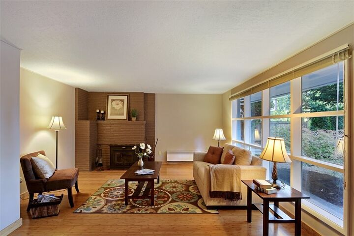 Property Photo: 15229 Dayton Ave N WA 98133