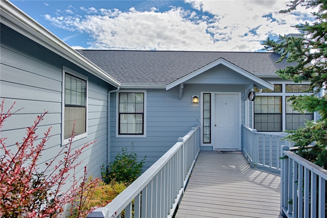 Property Photo: 4509 Queen Ann Wy WA 98221