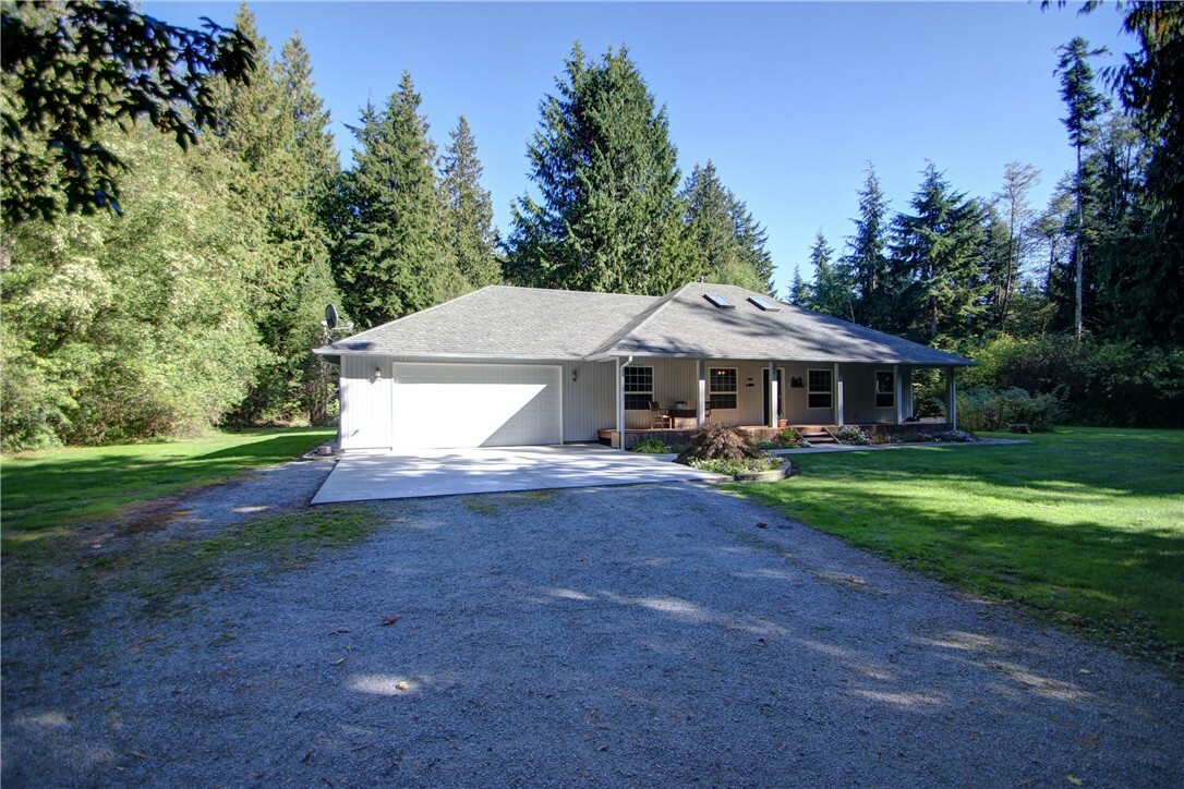 Property Photo:  7426 Silvana Terrace Rd  WA 98292 