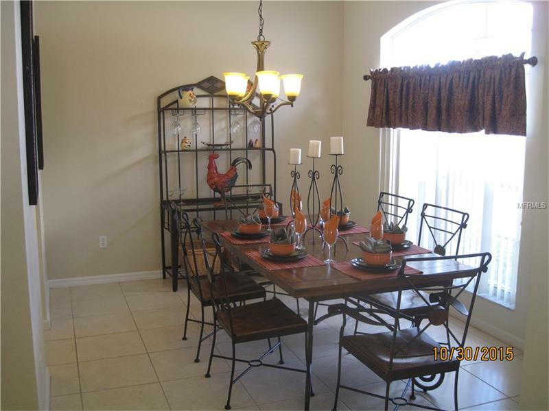 Property Photo:  219 Castlemain Circle  FL 33897 