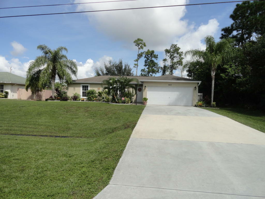 Property Photo:  1483 SW Del Rio Boulevard  FL 34953 