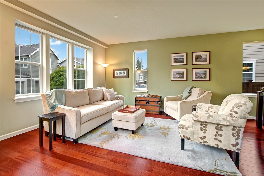 Property Photo: 18251 NE 111th St WA 98052