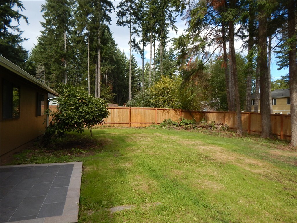 Property Photo:  11211 149 Ave Kpn  WA 98329 