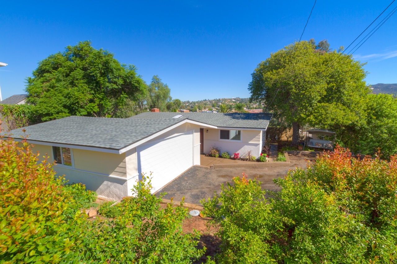 Property Photo: 1258 Oak Knoll Dr. CA 92084