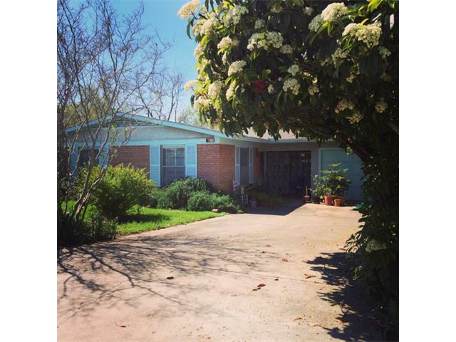 Property Photo: 6812 Daugherty Street TX 78757