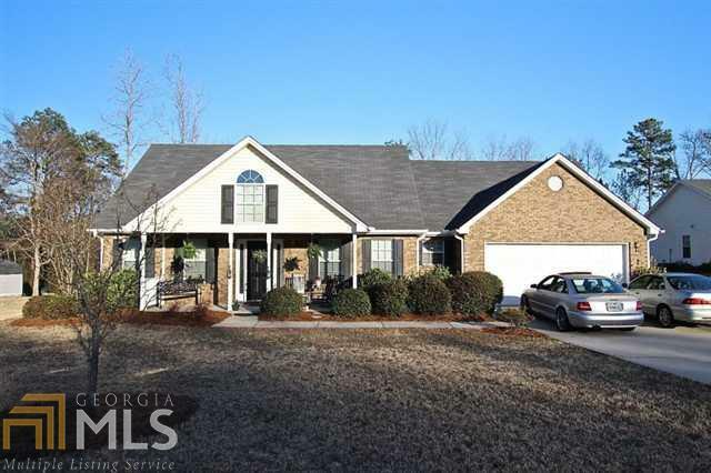 Property Photo:  320 Creekside Trl  GA 30016 