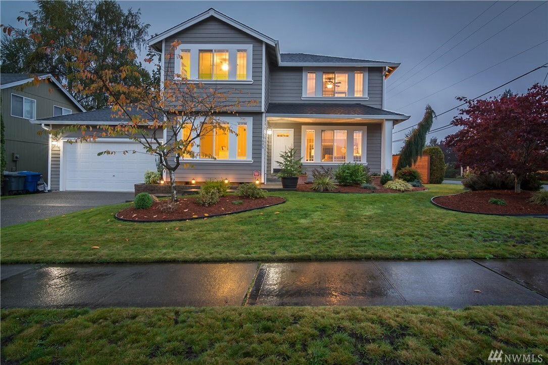 Property Photo: 15606 53rd St Ct E WA 98390