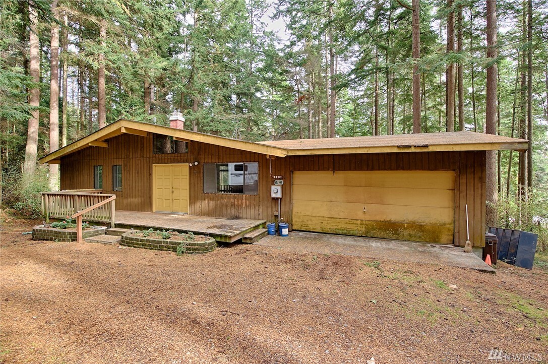 Property Photo:  6821 Carolina St  WA 98221 