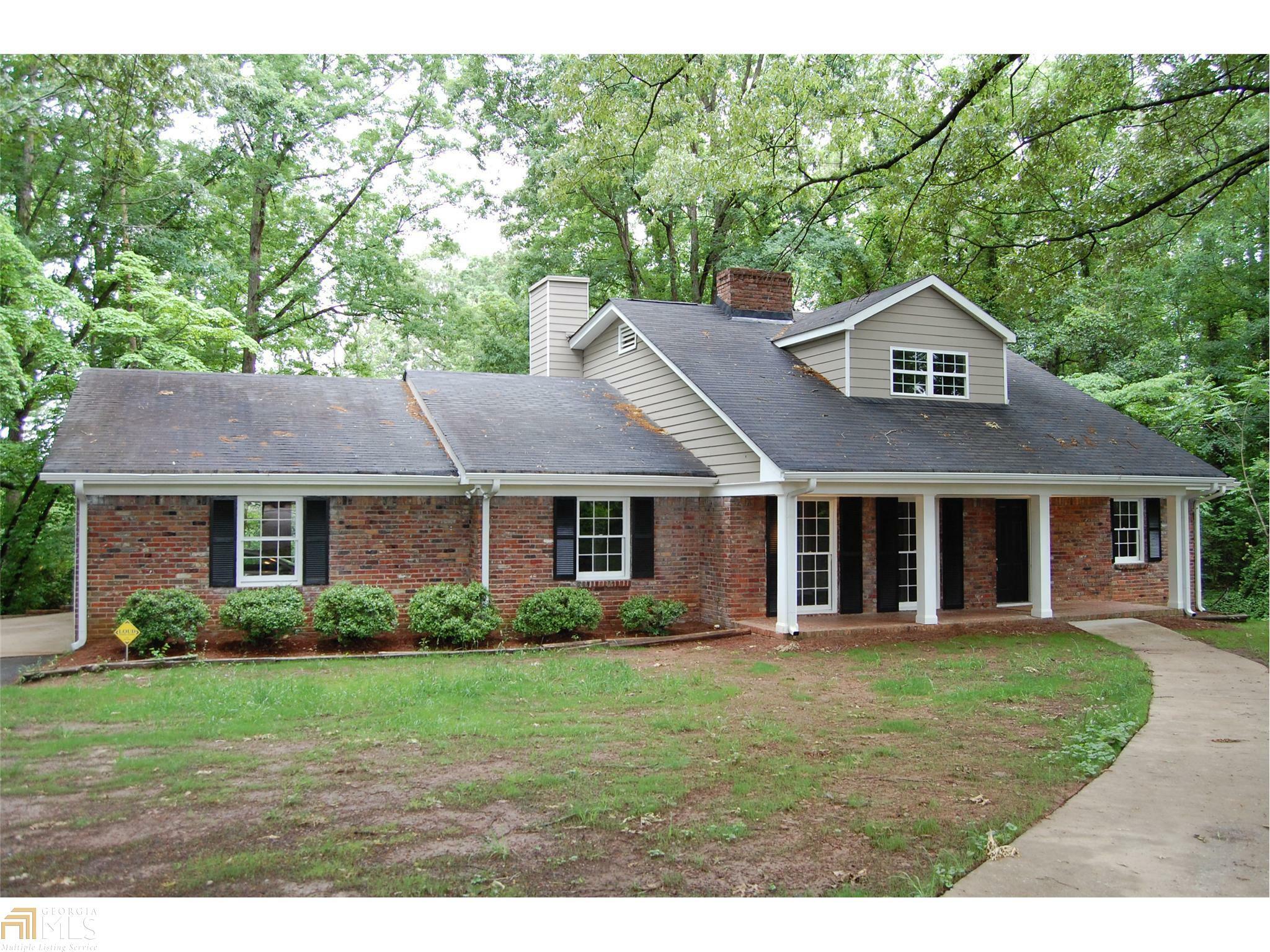 Property Photo: 1681 Bouldercrest Rd GA 30316