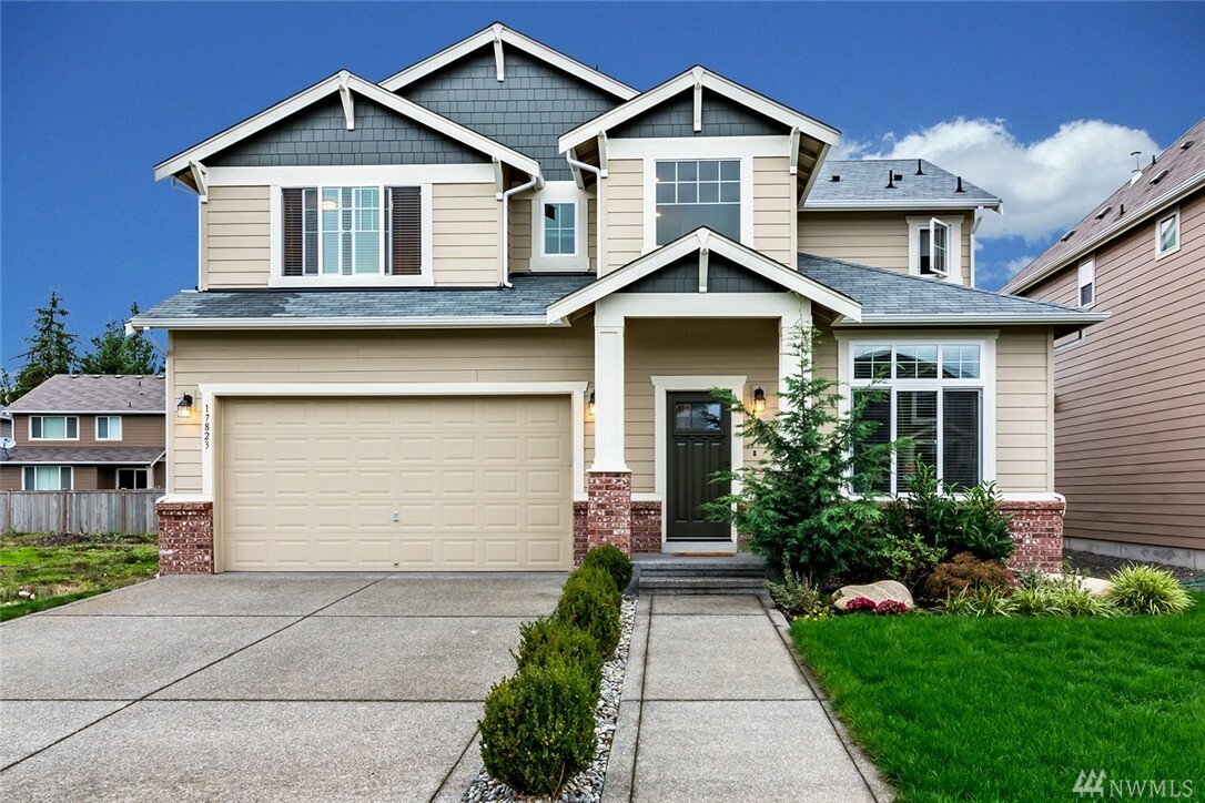 Property Photo: 17823 121st St Ct E WA 98391
