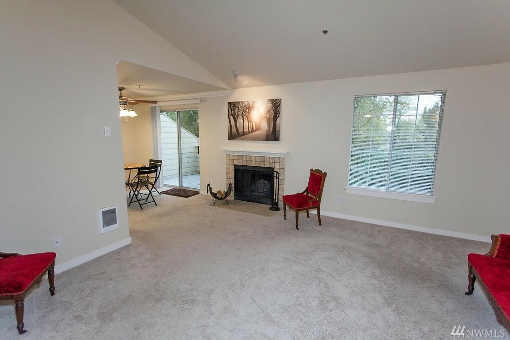 Property Photo:  1843 S 286th Lane T203  WA 98003 