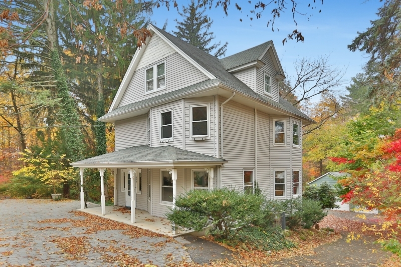 Property Photo:  603 Forest Ave  NJ 07652 