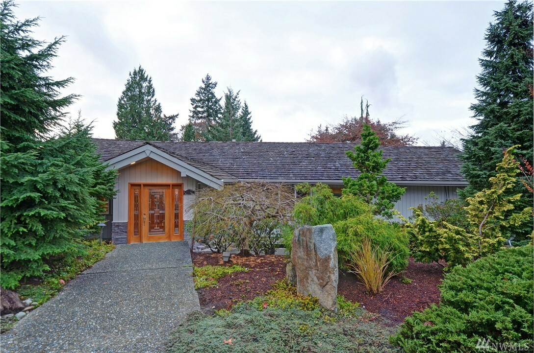 Property Photo:  4217 105th Ave NE  WA 98033 