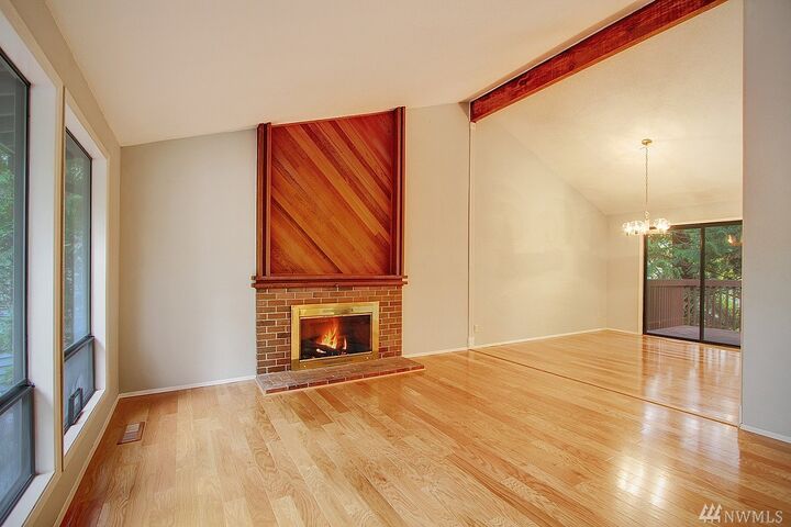 Property Photo: 11828 NE 103rd Place WA 98033