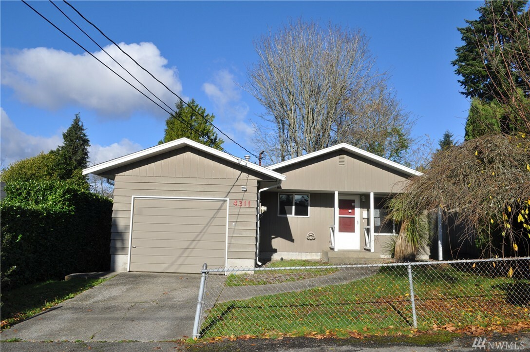 Property Photo:  4311 S 11th St  WA 98405 