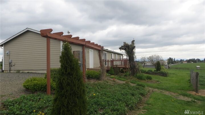 Property Photo:  576 Spencer Rd  WA 98591 