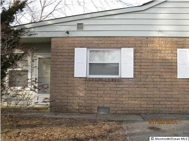 Property Photo:  11 Willow Street  NJ 08757 