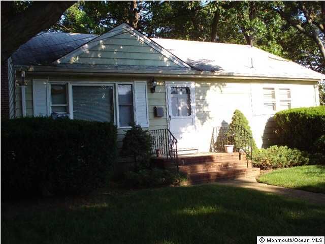 Property Photo:  590 Greene Avenue  NJ 07748 