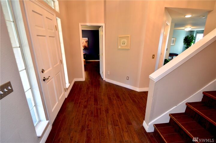 Property Photo:  31330 108th Ave SE  WA 98092 