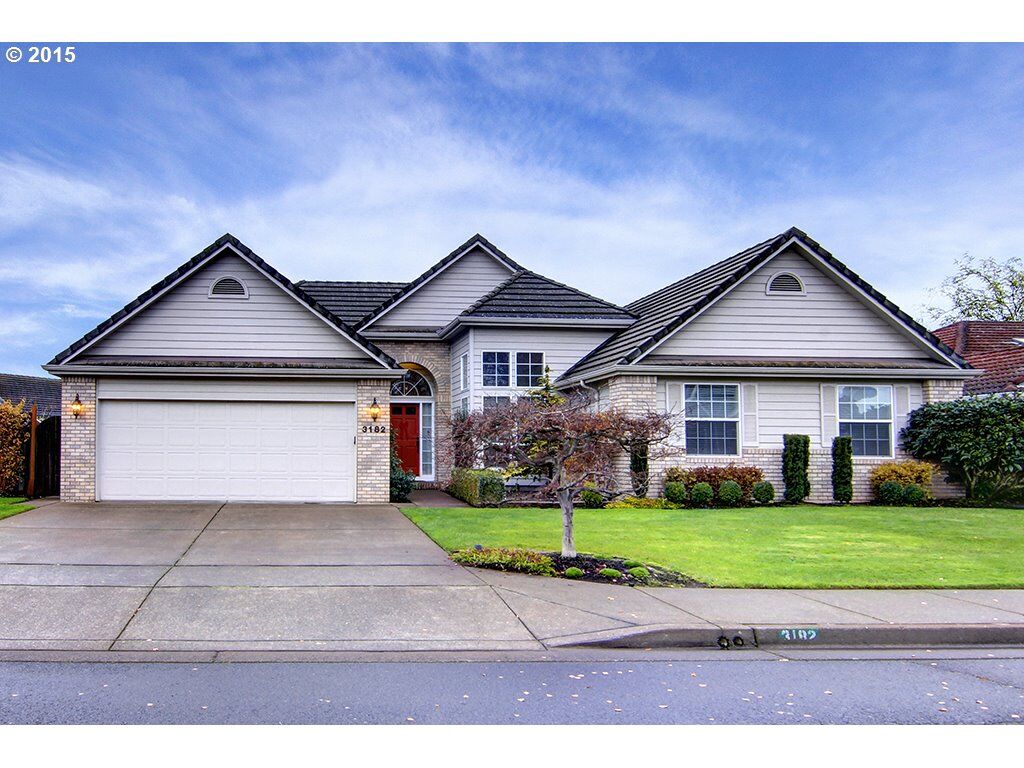 Property Photo: 3182 Powder River Dr OR 97408