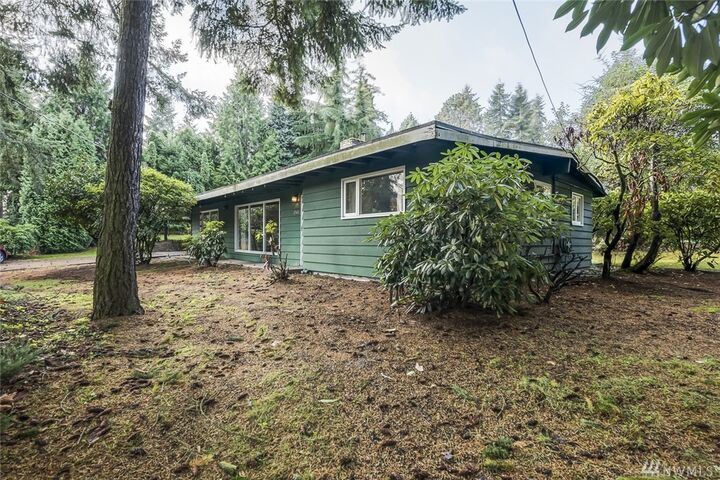 Property Photo:  2521 100th Ave NE  WA 98004 
