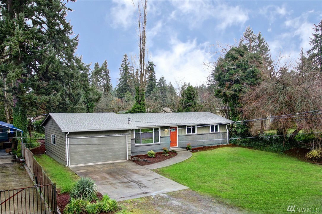 Property Photo:  8311 Lawndale Ave SW  WA 98498 