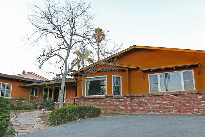 Property Photo:  1010 Alta Vista Dr  CA 92084 