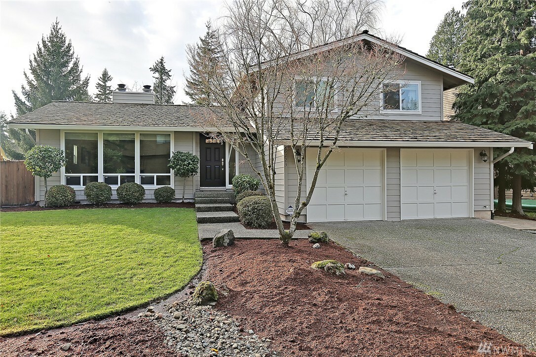 Property Photo:  16223 122nd Ave NE  WA 98011 