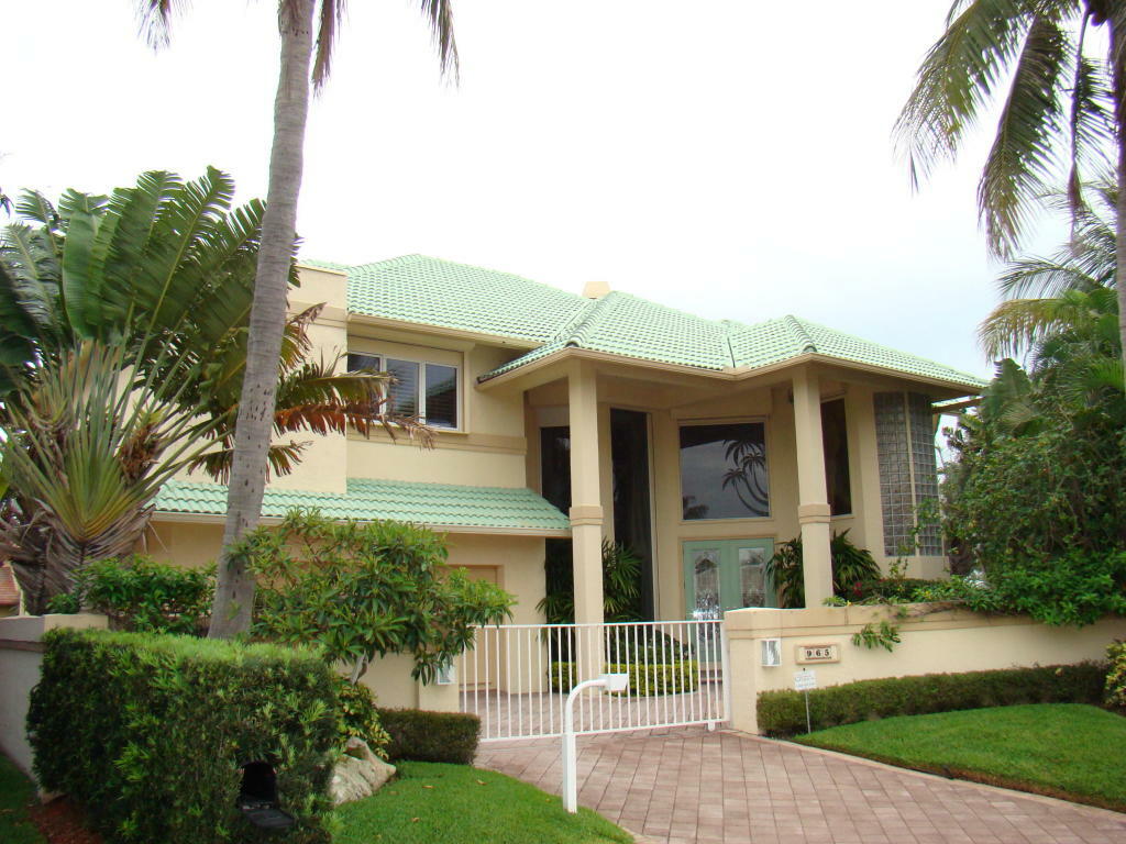 Property Photo:  965 Tropic Boulevard  FL 33483 