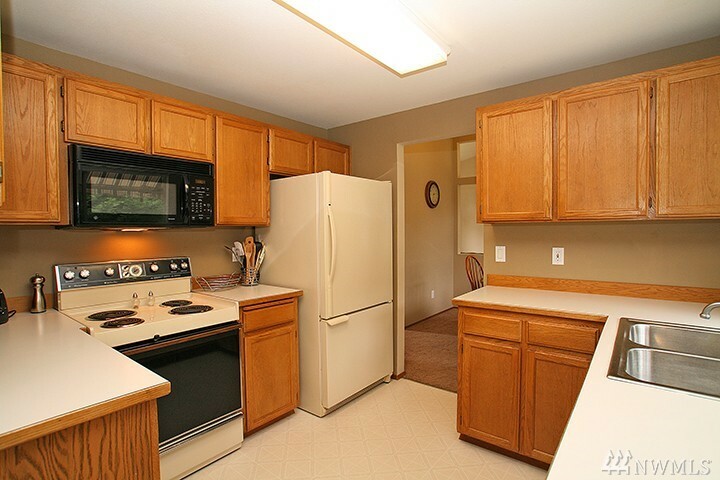 Property Photo: 1814 168th Place SE WA 98012