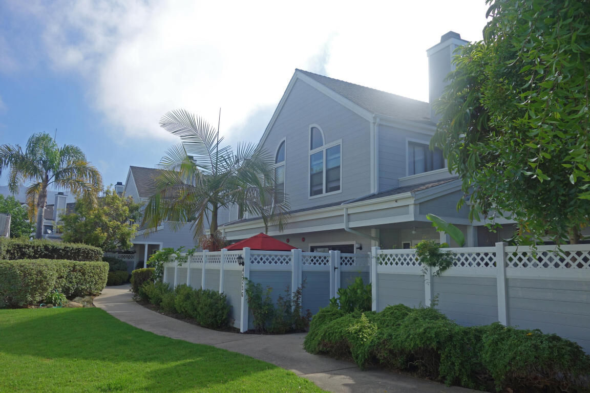 Property Photo: 4523 Carpinteria Avenue G CA 93013