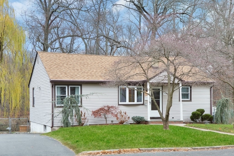 Property Photo:  592 Mountain View Ter  NJ 08846 