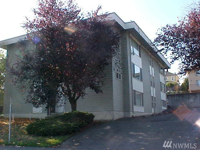 Property Photo:  3326 Lombard Ave 23  WA 98201 
