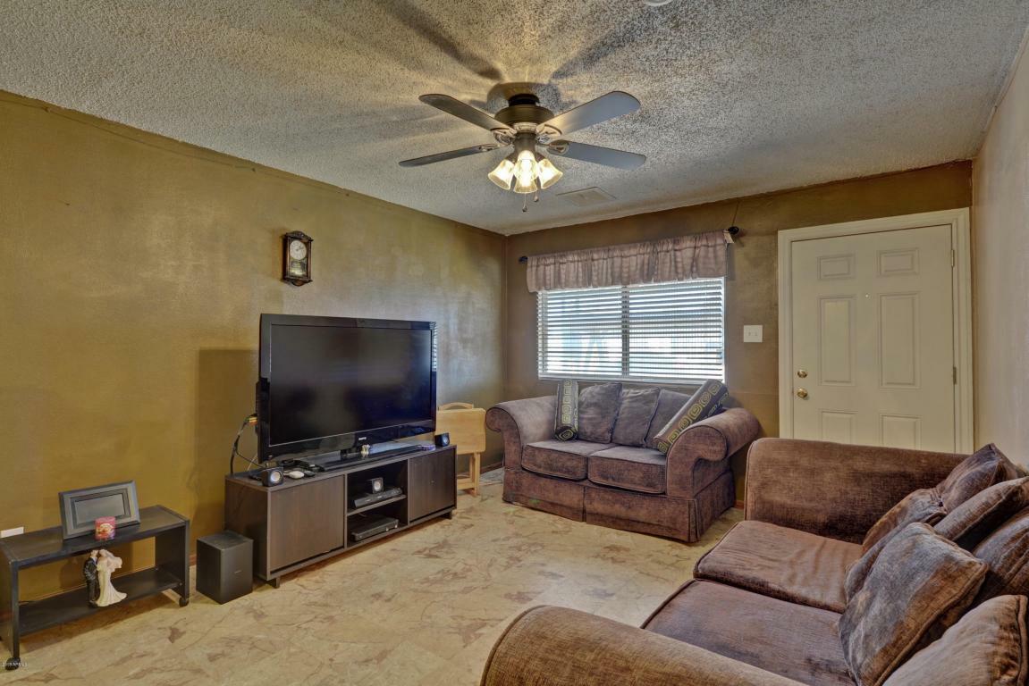 Property Photo:  3334 N 61st Avenue  AZ 85033 