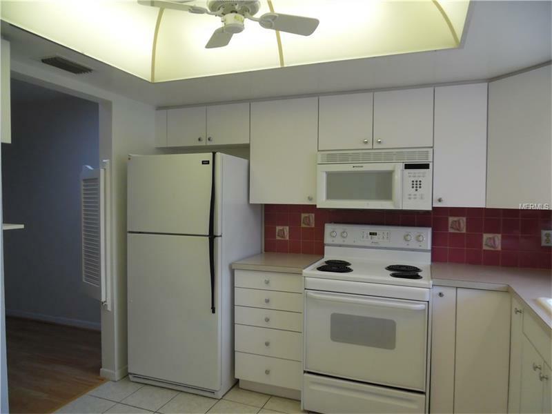 Property Photo:  1670 S Lake Avenue 5  FL 33756 