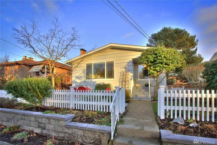 7518 17th Ave NW  Seattle WA 98117 photo