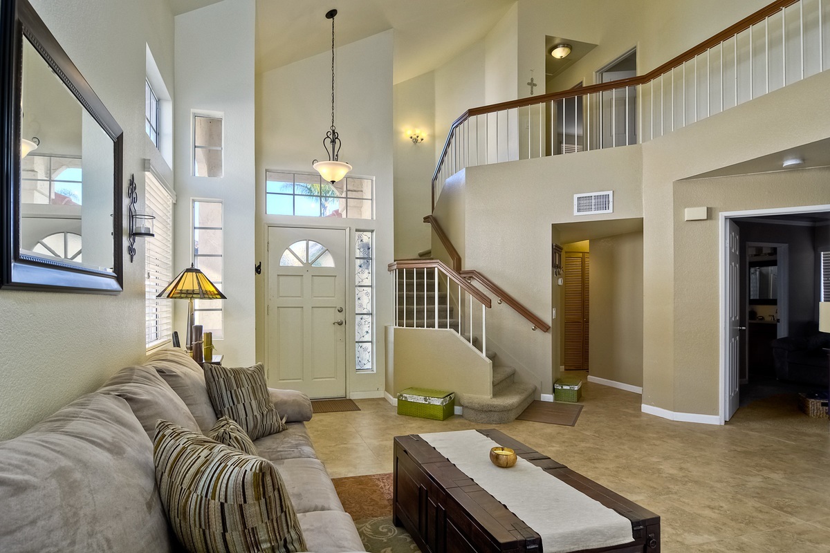 Property Photo: 13486 Chaco Ct CA 92129