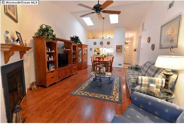 Property Photo: 34 Boxwood Ter NJ 07701