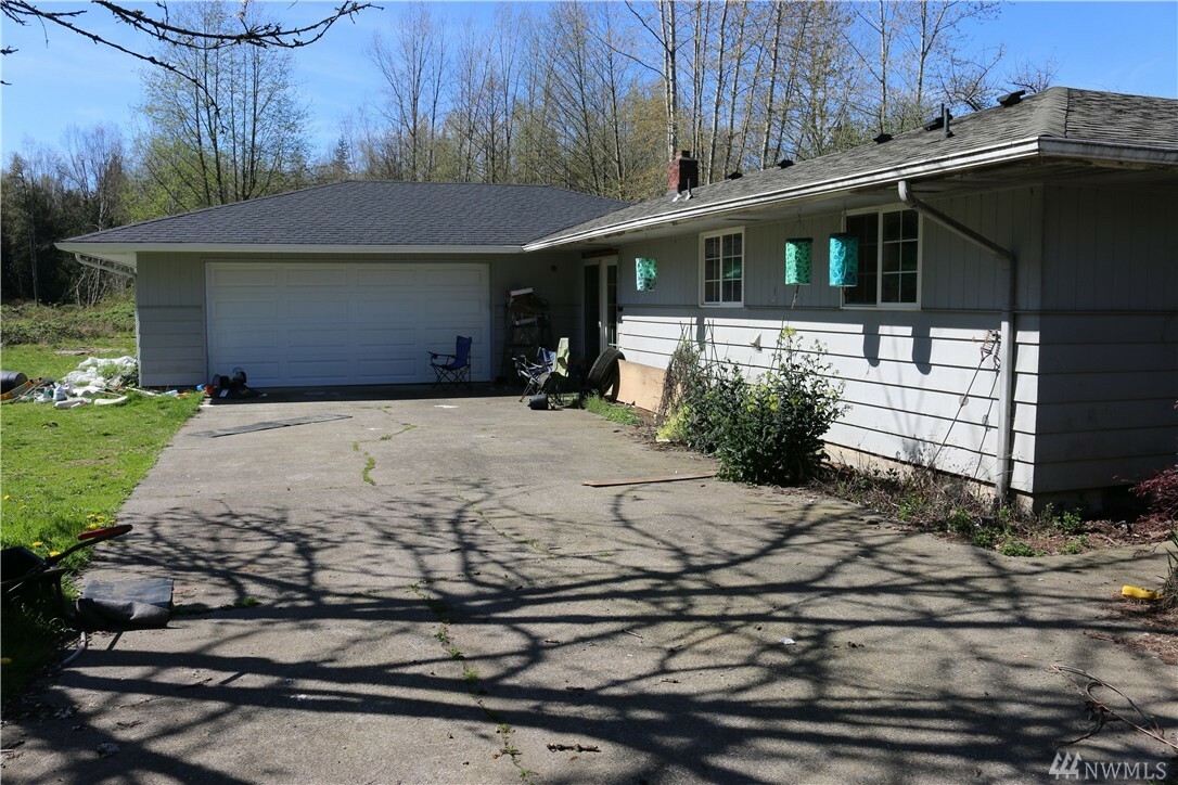 Property Photo:  17714 25th Ave NE  WA 98271 