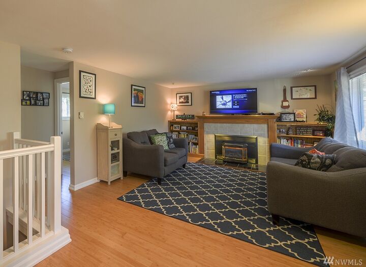 Property Photo: 16431 13th Ave SW WA 98166