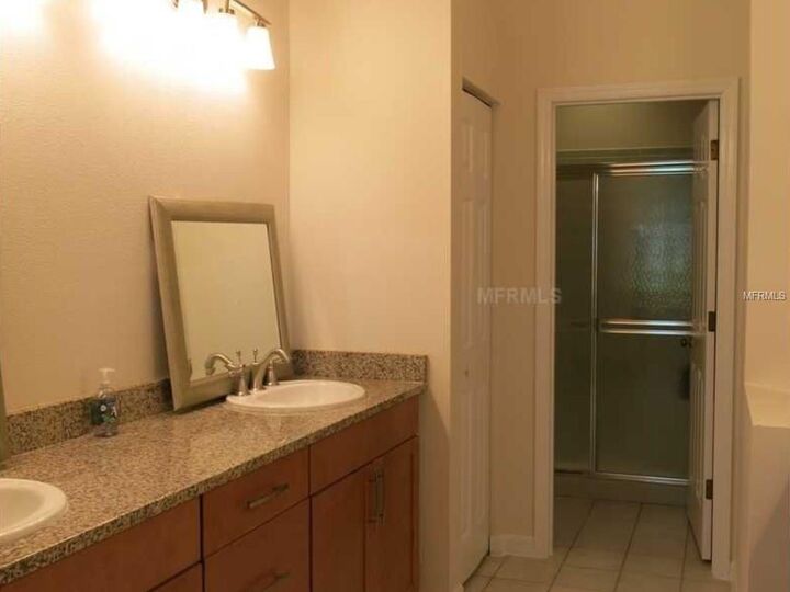 Property Photo:  543 Catalina Isles Circle  FL 34292 