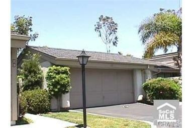 Property Photo:  22 Clover 39  CA 92604 