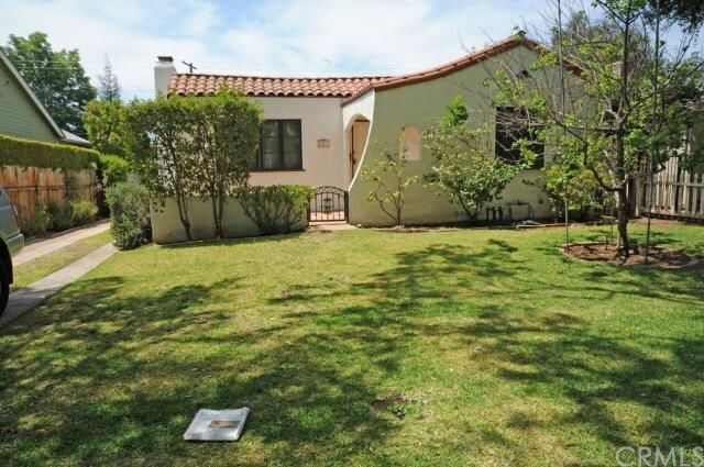 Property Photo: 3000 Millicent Way CA 91107