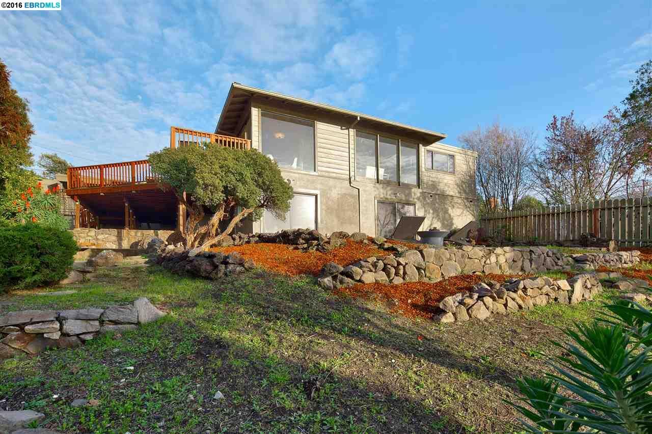 Property Photo: 2309 Carquinez Ave CA 94530