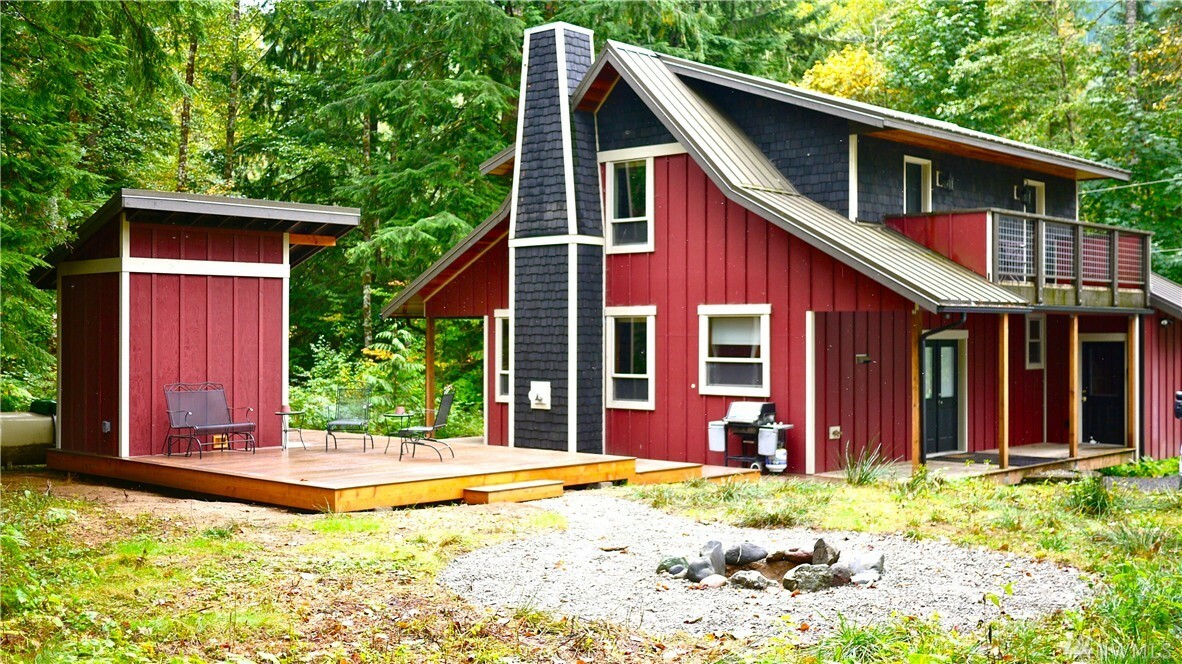 Property Photo: 7561 Glacier Springs Dr WA 98244