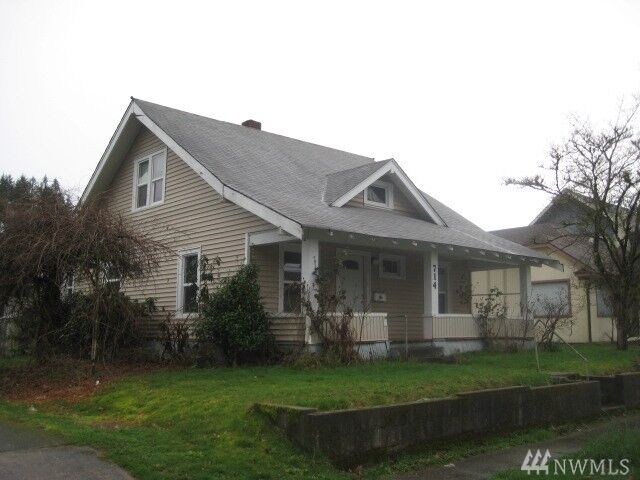 Property Photo:  714 S Gold St  WA 98531 