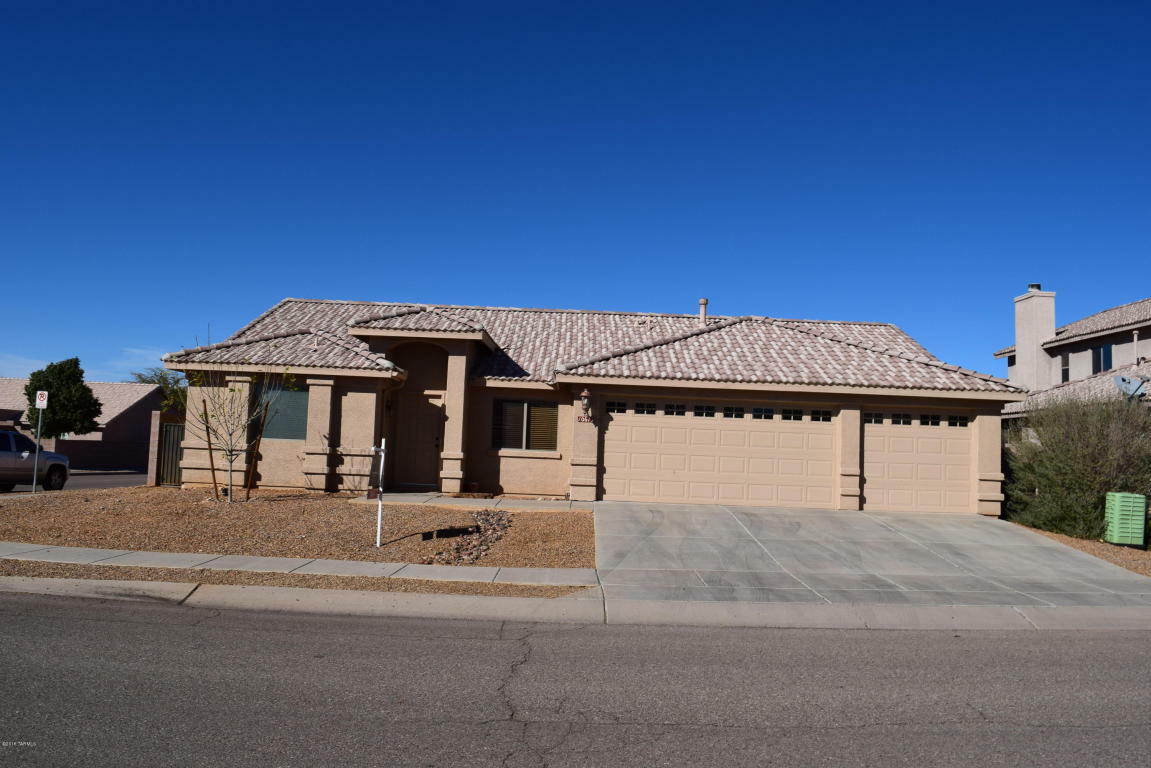 Property Photo:  10613 E Malta Street  AZ 85747 