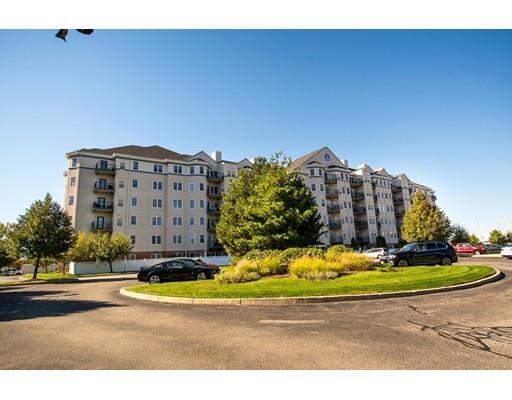 Property Photo: 10 Seaport Dr 2305 MA 02171