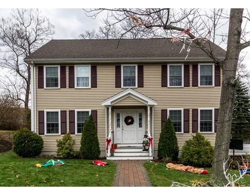 Property Photo:  5 Cedarcroft Lane  MA 02451 